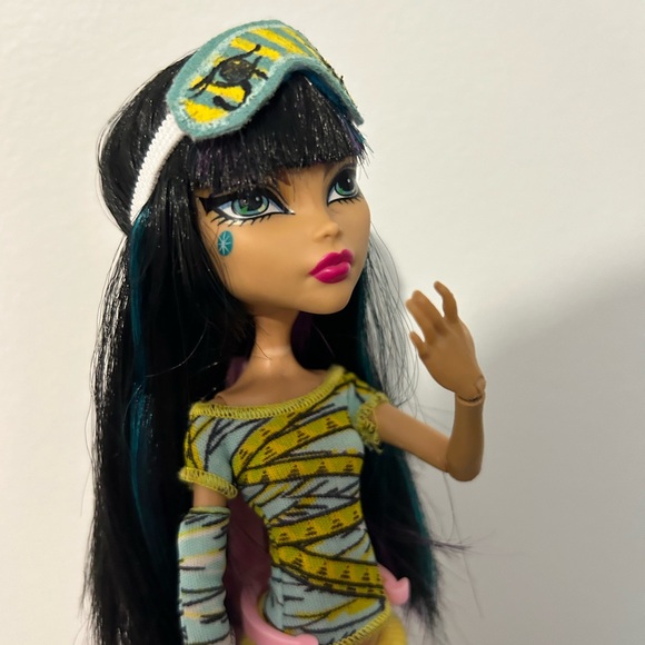 Monster High Doll Cleo de Nile Creepateria (but in Dead Tired outfit) - Picture 4 of 5